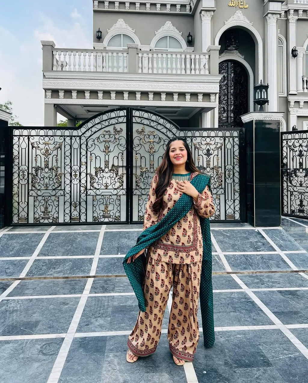 Special Edition Digital Printed Lawn Farshi Shalwar 03 Pieces