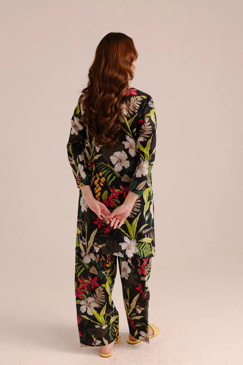 Digital Printed Cotton Lawn Unstitched & Stitched 2PC Suit